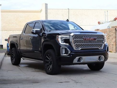 Used 2022 GMC Sierra 1500 Denali w/ Denali Reserve Package AWD/4WD image 2