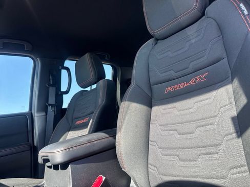 Certified 2025 Nissan Frontier PRO-4X w/ Pro Convenience Package AWD/4WD image 37