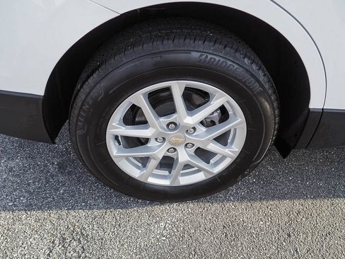 Certified 2024 Chevrolet Equinox LS w/ LS Convenience Package AWD/4WD image 35