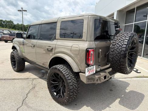 Used 2025 Ford Bronco Outer Banks AWD/4WD image 5