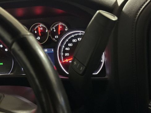 Used 2020 Chevrolet Silverado 1500 LT Trail Boss AWD/4WD image 17