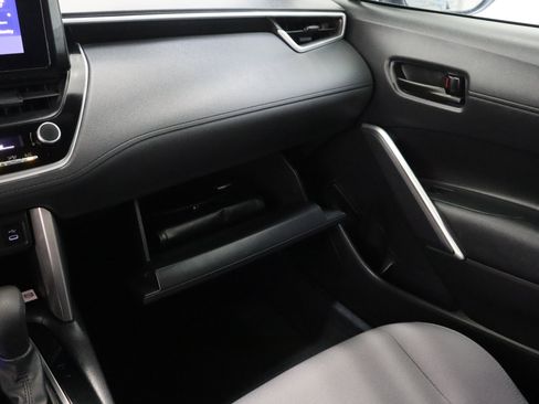 Used 2023 Toyota Corolla Cross AWD Hybrid image 22