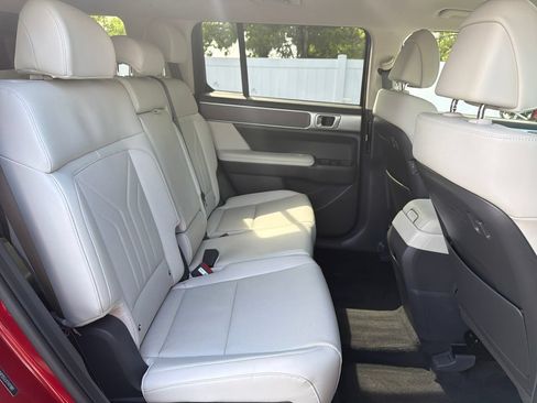 Used 2026 Hyundai Santa Fe SEL AWD/4WD image 48