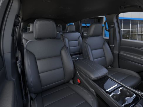 New 2026 Chevrolet Traverse LT FWD image 16