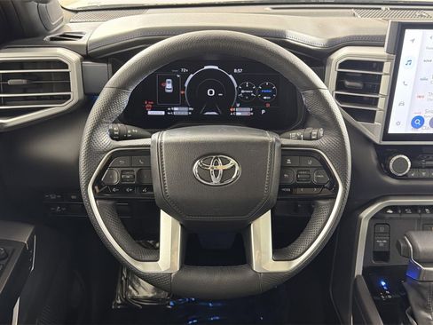 Used 2024 Toyota Sequoia Platinum image 11