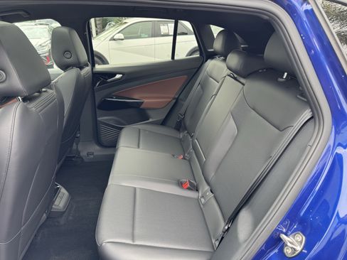 Certified 2021 Volkswagen ID.4 Pro S image 32