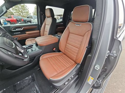 Used 2026 GMC Sierra 1500 Denali Ultimate AWD/4WD image 18