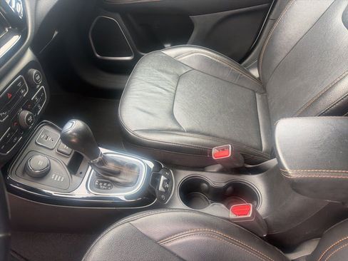 Used 2021 Jeep Compass Limited AWD/4WD image 23