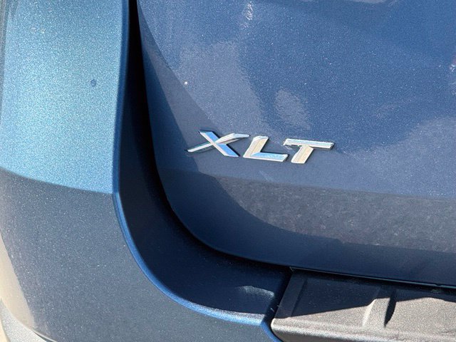 Used 2020 Ford Explorer XLT AWD/4WD image 7