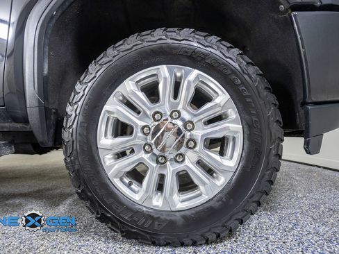 Used 2020 GMC Sierra 2500 Denali w/ Denali Ultimate Package AWD/4WD image 45