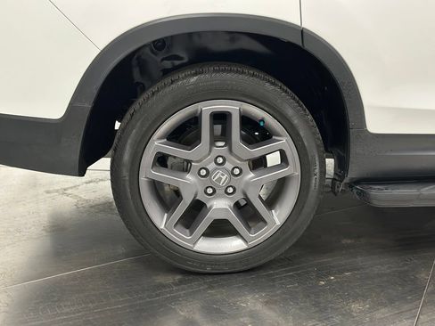 Used 2023 Honda Passport EX-L image 27