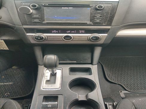 Used 2017 Subaru Outback 2.5i image 10