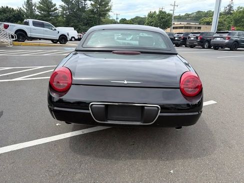 Used 2005 Ford Thunderbird RWD image 6