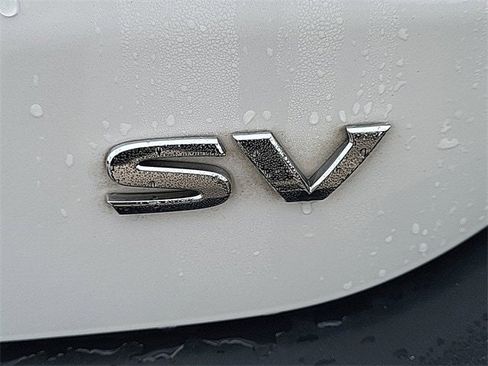 Used 2018 Nissan Kicks SV image 29