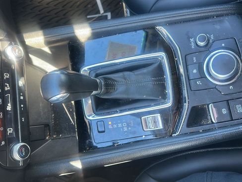 Used 2020 MAZDA CX-5 Touring image 12