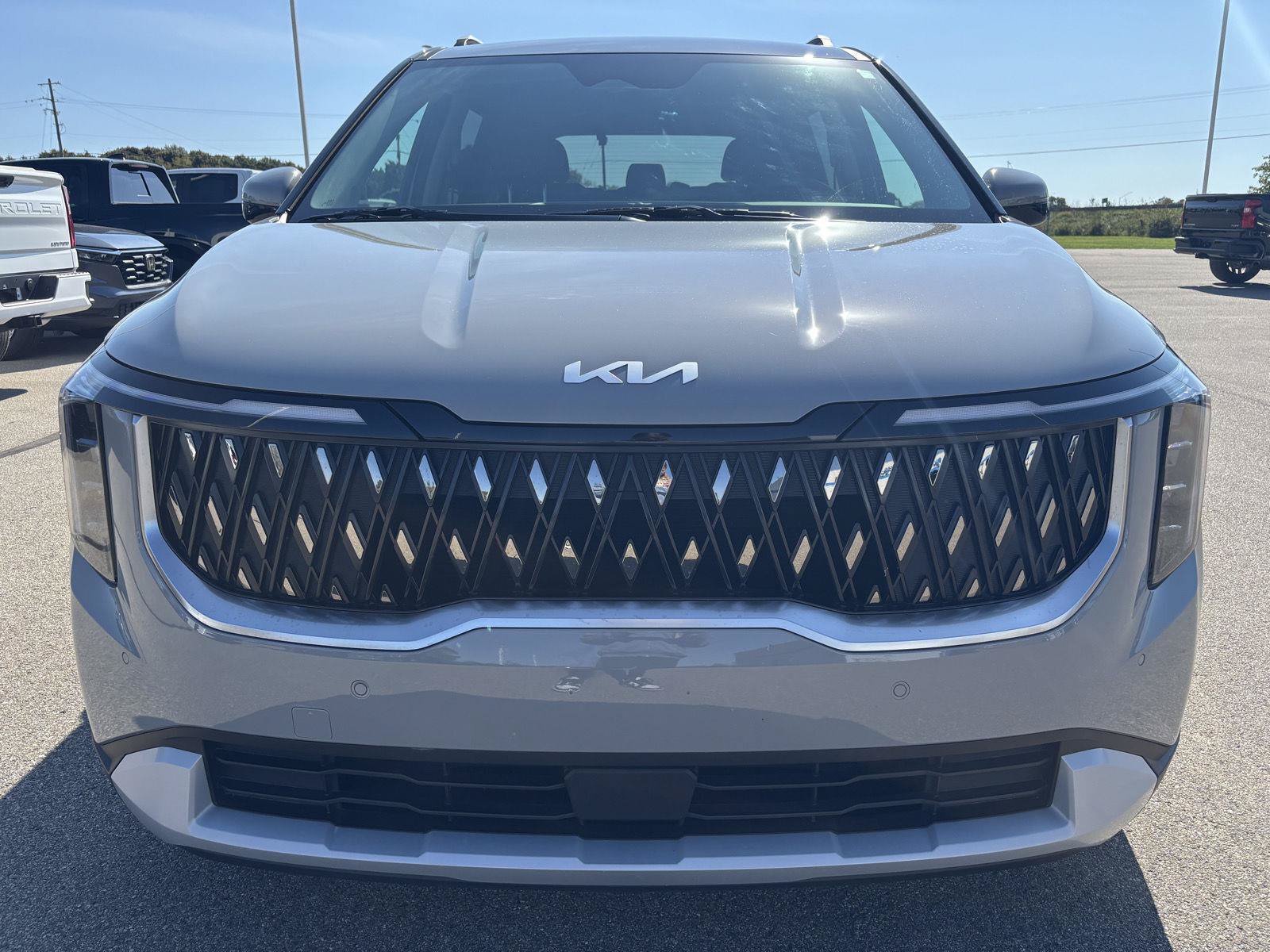 Used 2026 Kia Carnival EX FWD image 6