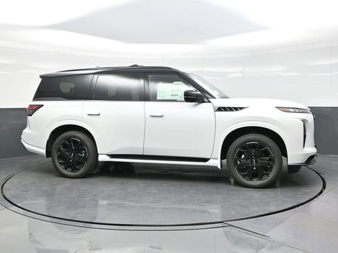 New 2026 INFINITI QX80 4WD w/ Sport Exterior Package image 8