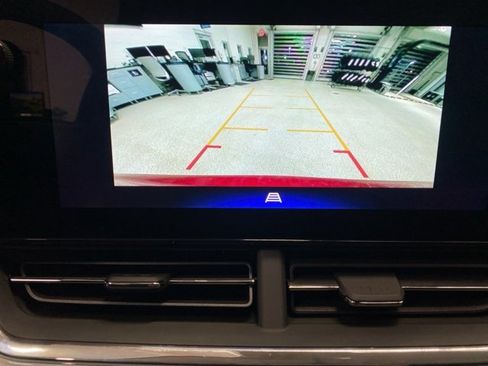 New 2025 Chevrolet Trax LT w/ Driver Confidence Package image 17