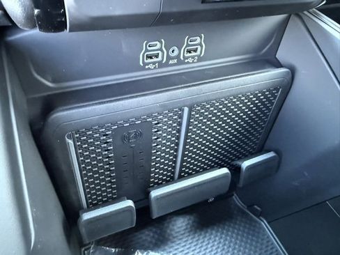 New 2026 RAM 1500 4x4 Crew Cab image 21