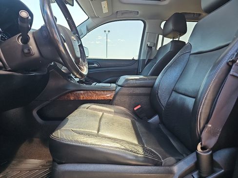 Used 2015 Chevrolet Tahoe LTZ AWD/4WD image 15