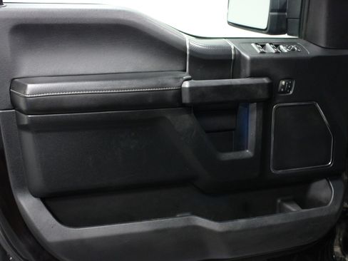 Used 2018 Ford F150 Lariat w/ Equipment Group 502A Luxury image 11