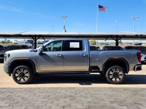 New 2026 GMC Sierra 2500 Denali w/ Denali Reserve Package AWD/4WD image 6