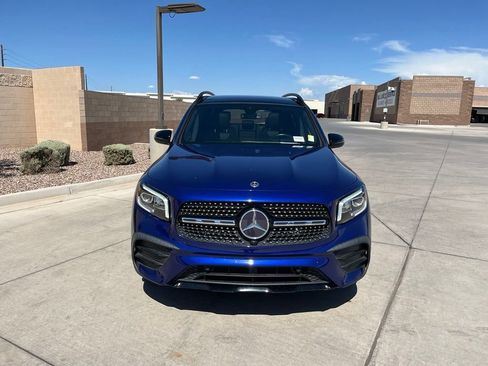 Used 2022 Mercedes-Benz GLB 250 image 2