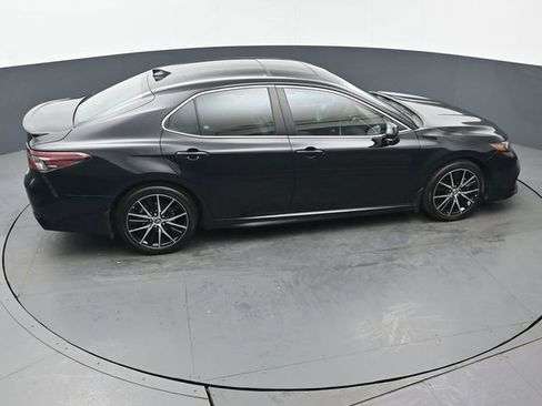 Used 2023 Toyota Camry SE w/ Cold Weather Package AWD/4WD image 42