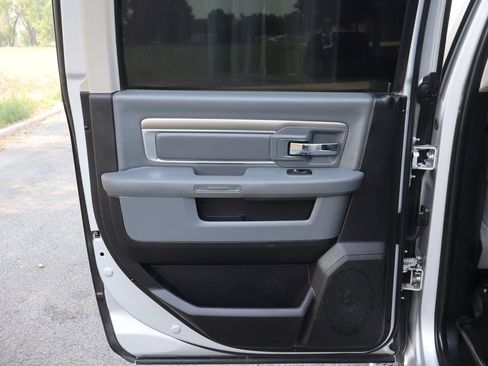 Used 2018 RAM 2500 SLT w/ Protection Group AWD/4WD image 24