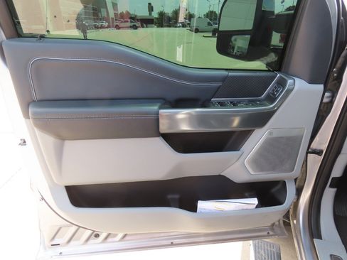 Certified 2024 Ford F250 Limited w/ FX4 Off-Road Package AWD/4WD image 23