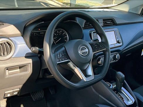 New 2025 Nissan Versa SV image 8