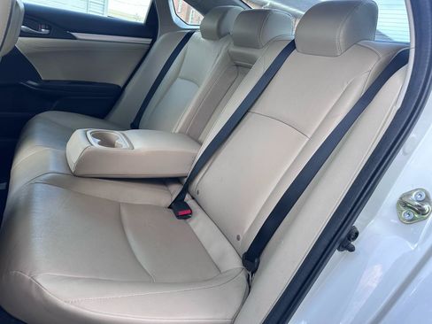 Used 2016 Honda Civic EX-L image 29