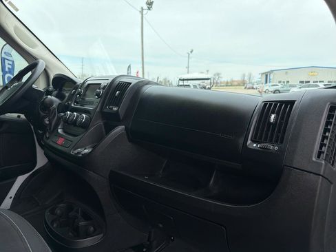 Used 2021 RAM ProMaster 1500 image 9