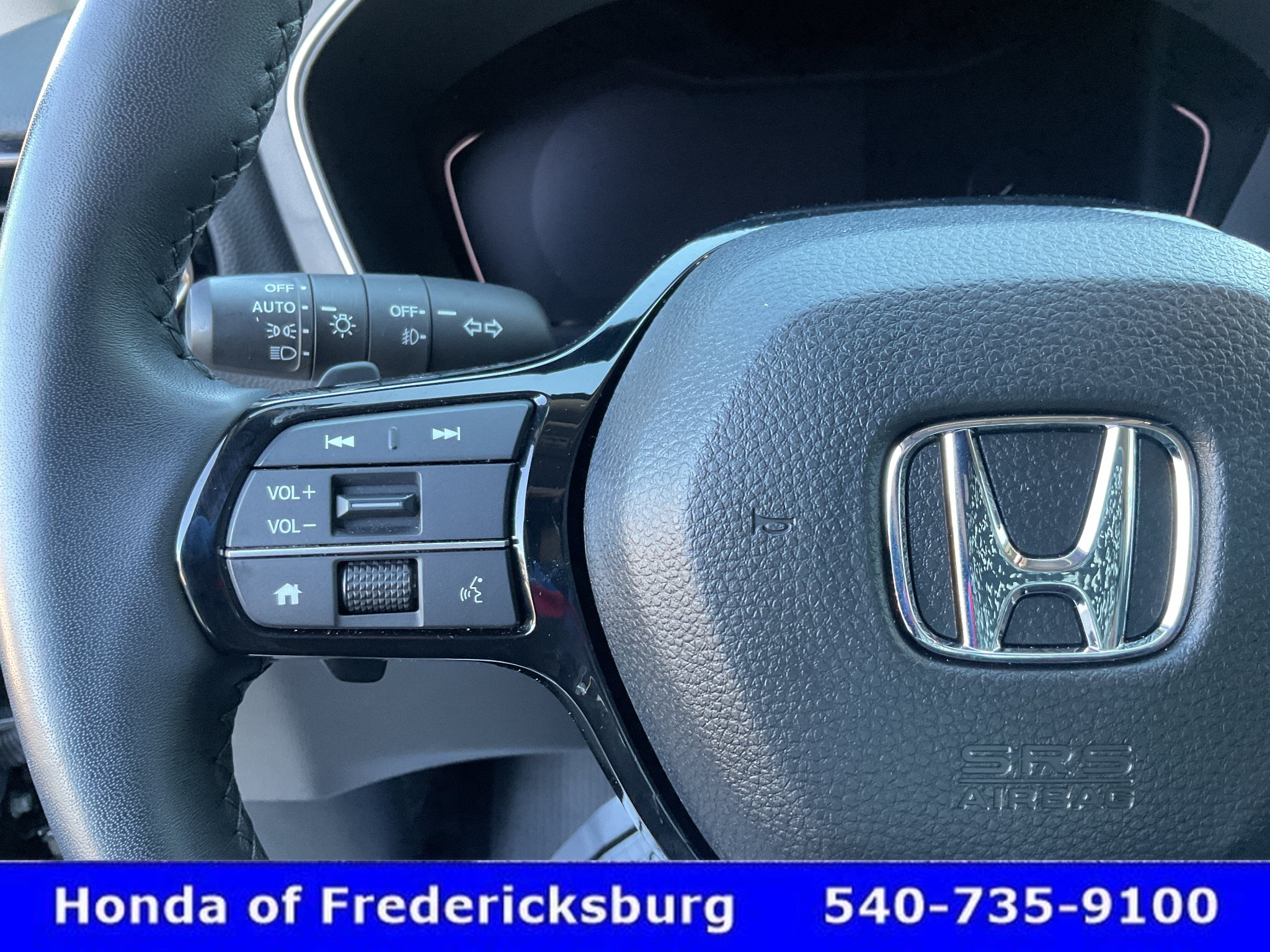 Used 2025 Honda Pilot EX-L image 26