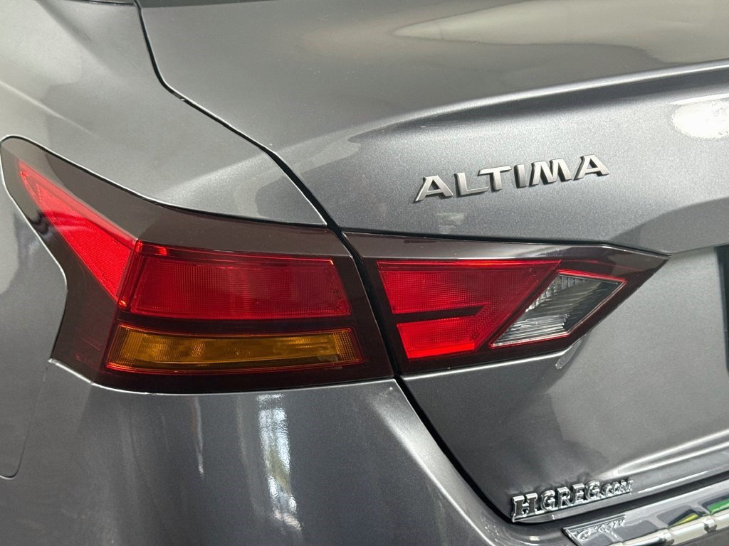 Used 2023 Nissan Altima 2.5 SV FWD image 35