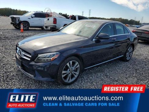 Used 2020 Mercedes-Benz C 300 4MATIC Sedan image 2