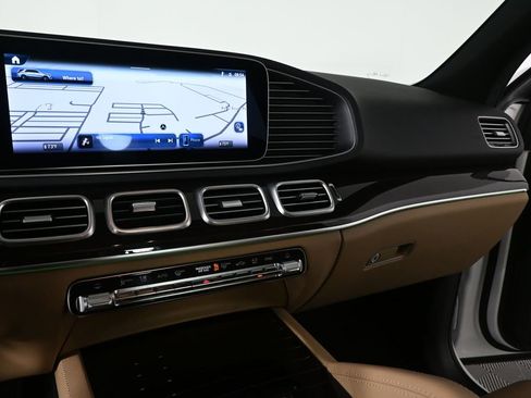 Certified 2024 Mercedes-Benz GLE 350 4MATIC image 13