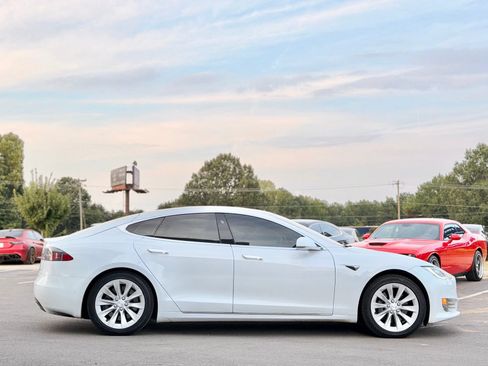 Used 2018 Tesla Model S AWD image 9