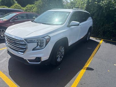 Used 2024 GMC Terrain SLT