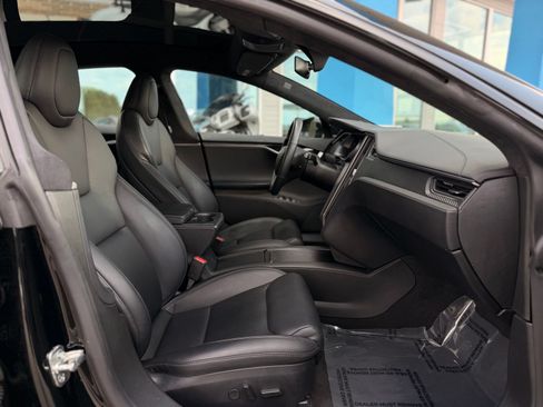 Used 2020 Tesla Model S Long Range AWD/4WD image 27