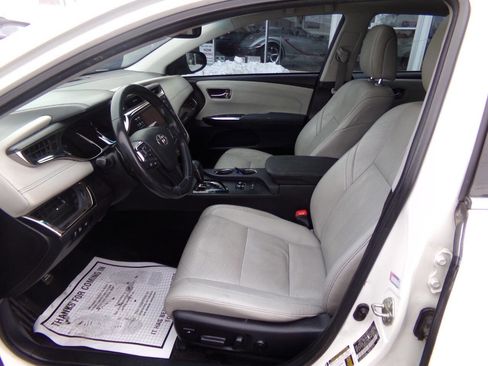 Used 2014 Toyota Avalon Limited image 6