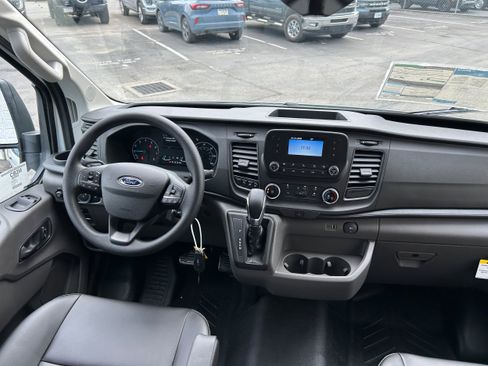 New 2025 Ford Transit 250 250 Low Roof All Wheel Drive image 21