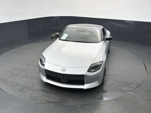 Used 2023 Nissan Z w/ Floor Mat Package (L93) RWD image 28