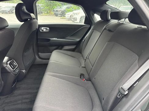 Used 2024 Hyundai Ioniq 6 SE RWD image 13