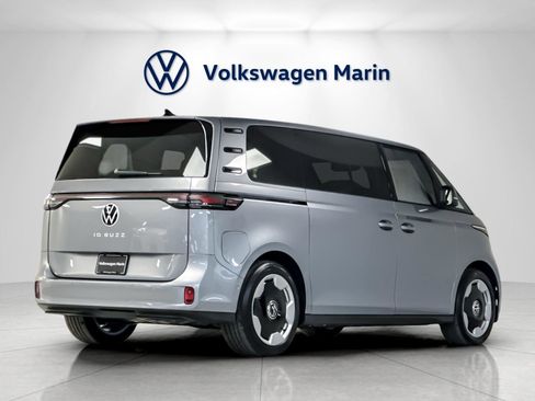 New 2025 Volkswagen ID. Buzz Pro S image 5
