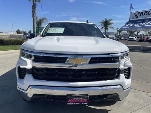 Used 2025 Chevrolet Silverado 1500 LT image 3