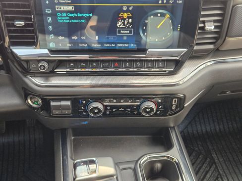 Used 2023 Chevrolet Silverado 1500 ZR2 w/ ZR2 Bison Edition image 19