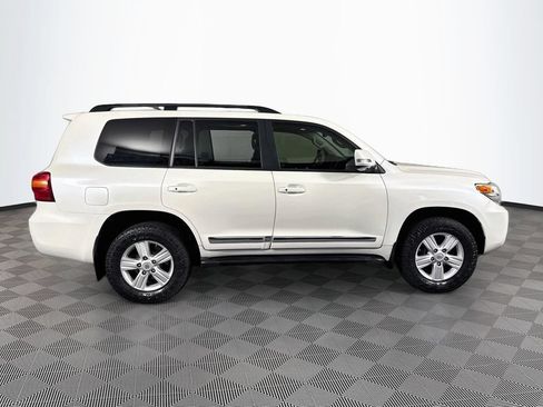 Used 2013 Toyota Land Cruiser AWD/4WD image 4
