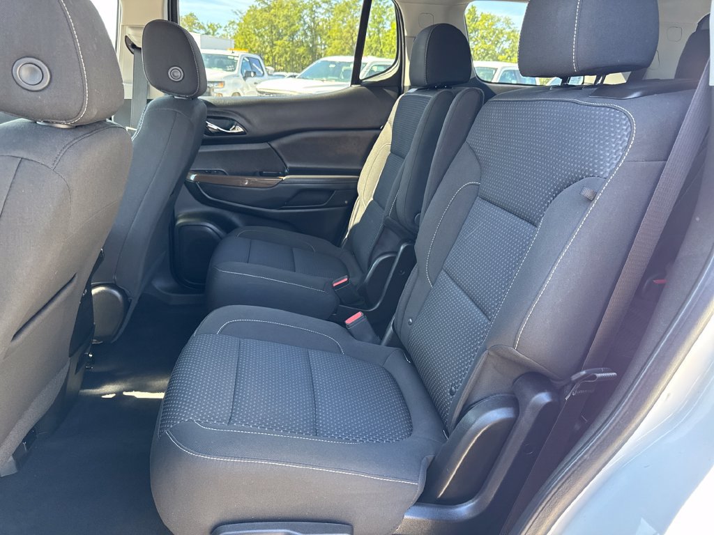 Used 2023 GMC Acadia SLE w/ Driver Convenience Package AWD/4WD image 11