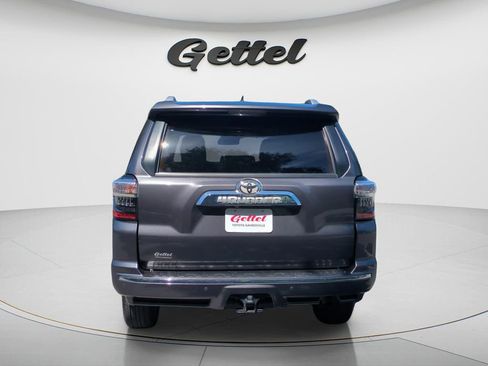 Used 2022 Toyota 4Runner Limited AWD/4WD image 6
